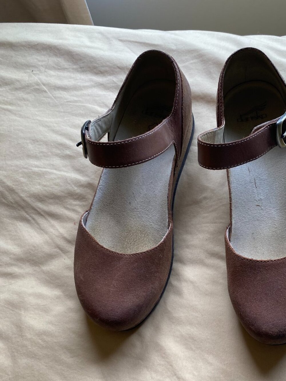 Dansko Mae Tan Suede Maryjane